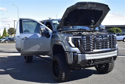 2024 GMC Sierra 3500 Denali Ultimate  LIFTED DIESEL TRUCK 4X4 LOADED - Photo 35 - Gresham, OR 97030