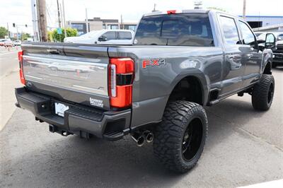 2024 Ford F-350 Platinum  LIFTED DIESEL TRUCK 4X4 LOADED - Photo 5 - Gresham, OR 97030
