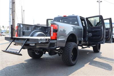 2024 Ford F-350 Platinum  LIFTED DIESEL TRUCK 4X4 LOADED - Photo 43 - Gresham, OR 97030