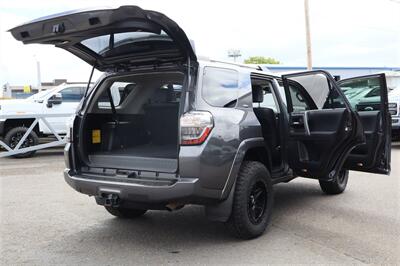 2021 Toyota 4Runner SR5 PRIEMIUM 3RD ROW  7 PASSANGER LEATHER 4X4  LOADED - Photo 36 - Gresham, OR 97030