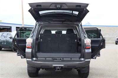 2021 Toyota 4Runner SR5 PRIEMIUM 3RD ROW  7 PASSANGER LEATHER 4X4  LOADED - Photo 34 - Gresham, OR 97030