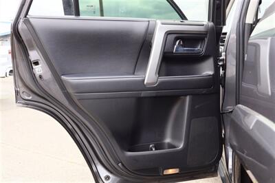 2021 Toyota 4Runner SR5 PRIEMIUM 3RD ROW  7 PASSANGER LEATHER 4X4  LOADED - Photo 22 - Gresham, OR 97030