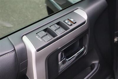 2021 Toyota 4Runner SR5 PRIEMIUM 3RD ROW  7 PASSANGER LEATHER 4X4  LOADED - Photo 12 - Gresham, OR 97030