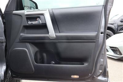 2021 Toyota 4Runner SR5 PRIEMIUM 3RD ROW  7 PASSANGER LEATHER 4X4  LOADED - Photo 28 - Gresham, OR 97030