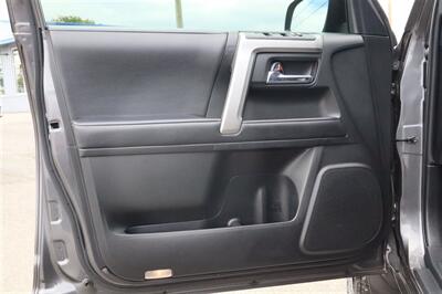 2021 Toyota 4Runner SR5 PRIEMIUM 3RD ROW  7 PASSANGER LEATHER 4X4  LOADED - Photo 11 - Gresham, OR 97030
