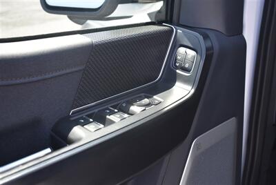 2022 Ford F-150 Raptor  801A RAPTOR 37 LOADED - Photo 12 - Gresham, OR 97030