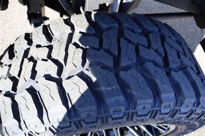 2024 GMC Sierra 3500 Denali Ultimate  LIFTED DIESEL TRUCK 4X4 LOADED - Photo 10 - Gresham, OR 97030