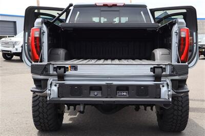 2024 GMC Sierra 2500 Denali Ultimate LIFTED DIESEL TRUCK 4X4 22 " RIMS 37 " TIRES LOADED - Photo 40 - Gresham, OR 97030