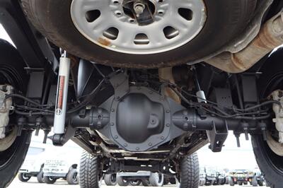 2024 GMC Sierra 2500 Denali Ultimate LIFTED DIESEL TRUCK 4X4 22 " RIMS 37 " TIRES LOADED - Photo 5 - Gresham, OR 97030