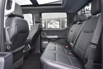 2023 Ford F-250 Lariat  LIFTED DIESEL TRUCK 4X4 LOADED - Photo 23 - Gresham, OR 97030