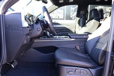 2026 Cadillac Escalade-V V-SERIES SPORT AWD  6.2L SUPER CHARGED 26 " RIMS SUPER CRUISE LOADED - Photo 13 - Gresham, OR 97030
