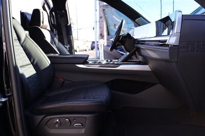 2026 Cadillac Escalade-V V-SERIES SPORT AWD  6.2L SUPER CHARGED 26 " RIMS SUPER CRUISE LOADED - Photo 29 - Gresham, OR 97030