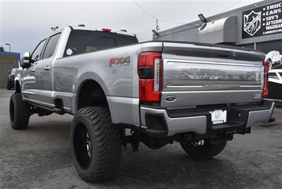 2024 Ford F-350 Platinum  LIFTED LONG BED DIESEL 4X4 LOADED - Photo 3 - Gresham, OR 97030