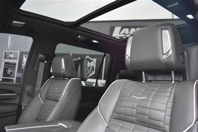 2023 Cadillac Escalade-V ESV  ESV AWD 6.2L SUPER CHARGED LOADED - Photo 16 - Gresham, OR 97030