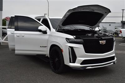 2023 Cadillac Escalade-V ESV  ESV AWD 6.2L SUPER CHARGED LOADED - Photo 44 - Gresham, OR 97030