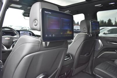 2023 Cadillac Escalade-V ESV  ESV AWD 6.2L SUPER CHARGED LOADED - Photo 27 - Gresham, OR 97030