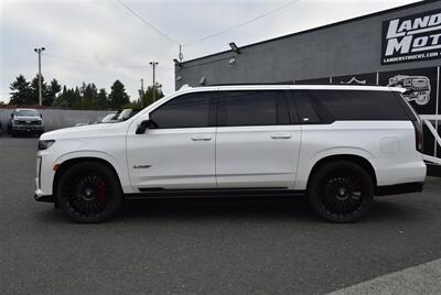 2023 Cadillac Escalade-V ESV  ESV AWD 6.2L SUPER CHARGED LOADED - Photo 2 - Gresham, OR 97030