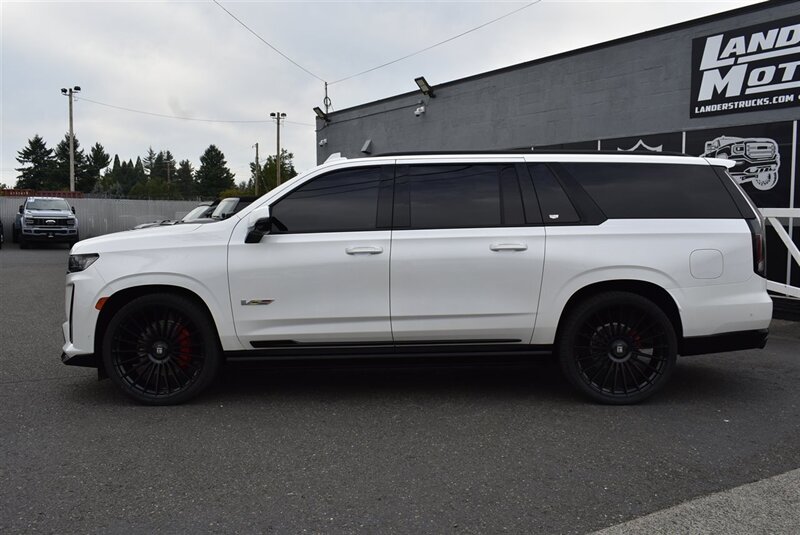 2023 Cadillac Escalade-V ESV  ESV AWD 6.2L SUPER CHARGED LOADED