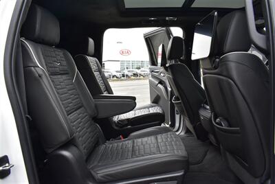 2023 Cadillac Escalade-V ESV  ESV AWD 6.2L SUPER CHARGED LOADED - Photo 31 - Gresham, OR 97030