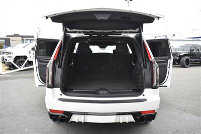 2023 Cadillac Escalade-V ESV  ESV AWD 6.2L SUPER CHARGED LOADED - Photo 41 - Gresham, OR 97030