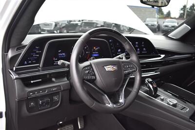 2023 Cadillac Escalade-V ESV  ESV AWD 6.2L SUPER CHARGED LOADED - Photo 17 - Gresham, OR 97030