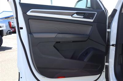 2021 Volkswagen Atlas SEL Premium 4Motion  GAS SAVER 6 PASSANGER - Photo 12 - Gresham, OR 97030