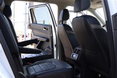 2021 Volkswagen Atlas SEL Premium 4Motion  GAS SAVER 6 PASSANGER - Photo 26 - Gresham, OR 97030