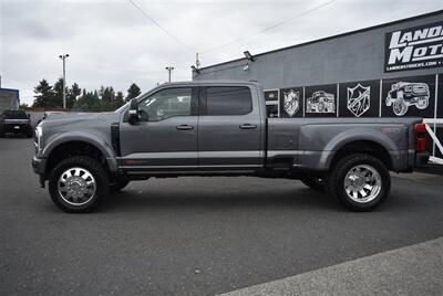 2025 Ford F-450 Super Duty PLATINUM  LIFTED HI OUT PUT DIESEL LOADED - Photo 2 - Gresham, OR 97030