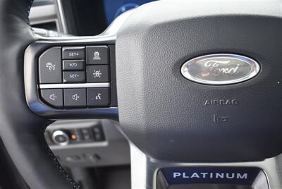 2025 Ford F-450 Super Duty PLATINUM  LIFTED HI OUT PUT DIESEL LOADED - Photo 18 - Gresham, OR 97030