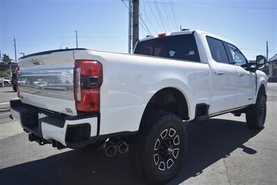 2024 Ford F-350 Platinum  LIFTED DIESEL TRUCK 4X4 LOADED - Photo 5 - Gresham, OR 97030