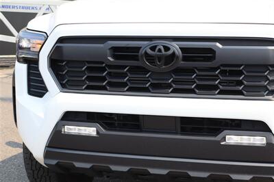 2024 Toyota Tacoma TRD Off-Road  4x4 tacoma trd off road - Photo 9 - Gresham, OR 97030
