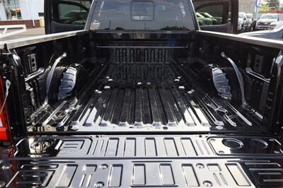 2026 Ford F-450 Super Duty PLATINUM HO OUTPUT  LVLED ON 22' AND 37S 6.7L HO POWERSTROKE LOADED - Photo 40 - Gresham, OR 97030