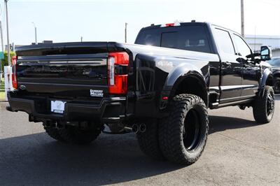 2026 Ford F-450 Super Duty PLATINUM HO OUTPUT  LVLED ON 22' AND 37S 6.7L HO POWERSTROKE LOADED - Photo 5 - Gresham, OR 97030