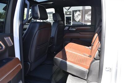 2024 GMC Sierra 3500 Denali Ultimate  LIFTED DIESEL TRUCK 4X4 LOADED - Photo 15 - Gresham, OR 97030