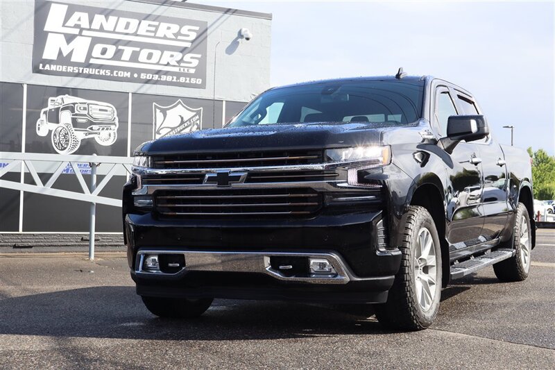 2022 Chevrolet Silverado 1500 Limited High Country  6.2L V8 4X4 LEATHER LOADED - Photo 1 - Gresham, OR 97030