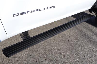 2025 GMC Sierra 3500 Denali  LIFTED DIESEL TRUCK 4X4 LOADED - Photo 12 - Gresham, OR 97030