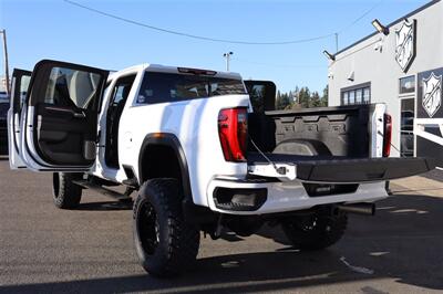 2025 GMC Sierra 3500 Denali  LIFTED DIESEL TRUCK 4X4 LOADED - Photo 33 - Gresham, OR 97030