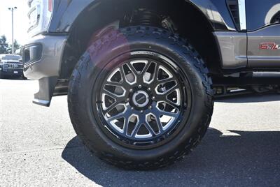 2023 Ford F-350 King Ranch  LIFTED DIESEL HI OUTPUT TRUCK 4X4 LOADED - Photo 10 - Gresham, OR 97030