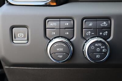 2024 GMC Sierra 2500 AT4X  LVLED  DIESEL TRUCK 4X4 LOADED - Photo 19 - Gresham, OR 97030