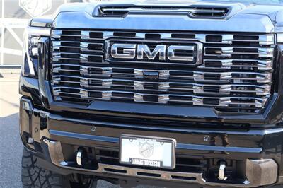 2025 GMC Sierra 3500 Denali Ultimate LIFTED DIESEL TRUCK 4X4 LOADED - Photo 9 - Gresham, OR 97030