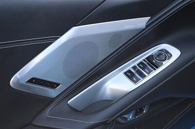 2022 Chevrolet Corvette STINGRAY  CONVERTIBLE  Z51 PERFORMANCE RAPID BLUE LOADED - Photo 12 - Gresham, OR 97030