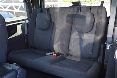 2021 Jeep Wrangler Rubicon 4X4 2 DOOR HARD TOP LOW MILES RV TOW BEHIND - Photo 25 - Gresham, OR 97030