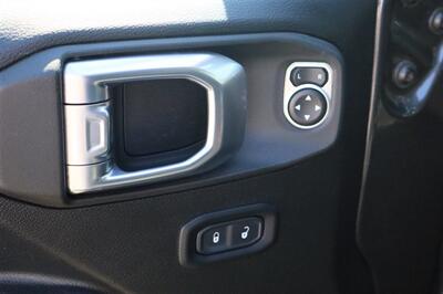 2021 Jeep Wrangler Rubicon 4X4 2 DOOR HARD TOP LOW MILES RV TOW BEHIND - Photo 15 - Gresham, OR 97030