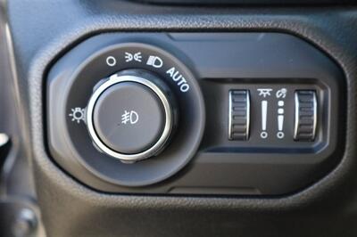 2021 Jeep Wrangler Rubicon 4X4 2 DOOR HARD TOP LOW MILES RV TOW BEHIND - Photo 20 - Gresham, OR 97030