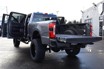 2024 Ford F-350 Platinum  LIFTED DIESEL TRUCK 4X4 LOADED - Photo 34 - Gresham, OR 97030