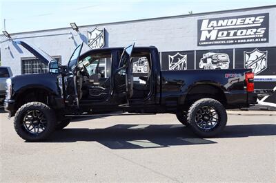 2025 Ford F-350 PLATINUM PLUS LIFTED DIESEL TRUCK 4X4 LOADED - Photo 38 - Gresham, OR 97030