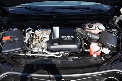 2026 GMC Yukon DENAIL ULTIMATE  3.0 DIESEL 7 PASSANGER LOADED - Photo 10 - Gresham, OR 97030