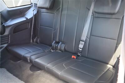 2015 GMC Yukon SLT 8 PASSANGER 3RD ROW HEATED AC SEATS LOADED - Photo 12 - Gresham, OR 97030