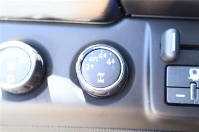 2015 GMC Yukon SLT 8 PASSANGER 3RD ROW HEATED AC SEATS LOADED - Photo 20 - Gresham, OR 97030