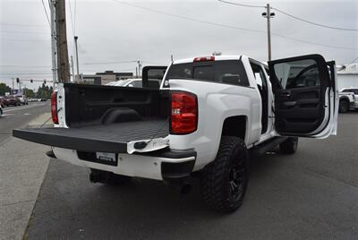 2015 Chevrolet Silverado 2500 LTZ  LVLED DIESEL WITH GOODIES  TRUCK 4X4 LOADED - Photo 35 - Gresham, OR 97030